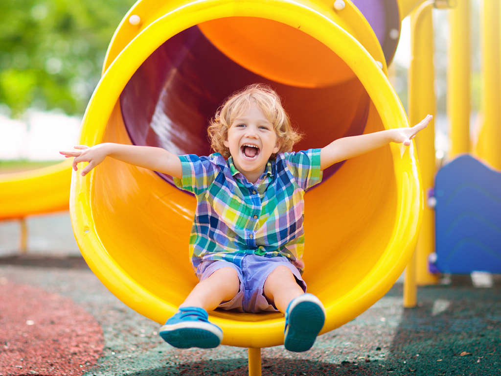 Daily Outdoor Adventure & Play With Exciting Climbers